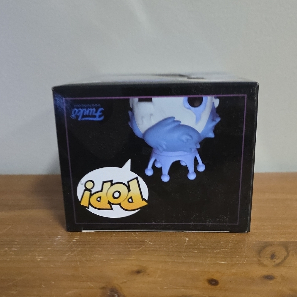 Funko SE Headless Freddy Vinyl Figure in Blue - Picture 5 of 6